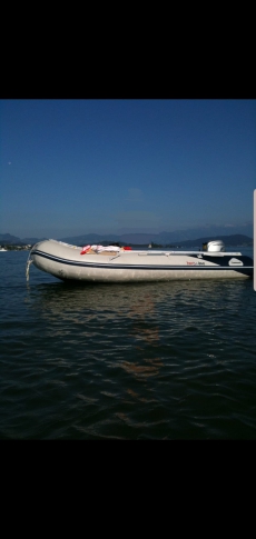 Honda Honwave T40 Schlauchboot inkl. Wasserplatz in Pfäffikon SZ