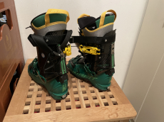 Freeride/Skitouren - Dynafit VULCAN Carbon Skistiefel