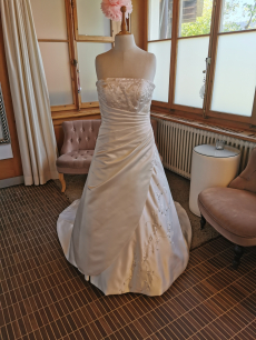 Brautkleid