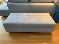 Hochwertiges Ecksofa + Hocker 400 CHF (Original Preis 1'800)