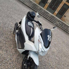  Honda PCX 125