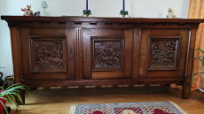 Vitrine und Sideboard abzugeben