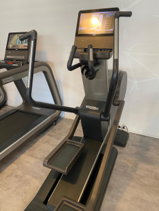 Fitnessgeräte Technogym Artis Line