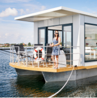 Tiny Hausboot mit Bootsplatz