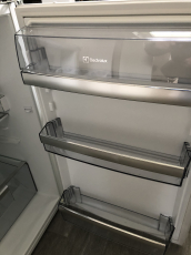 Schnäppchen Kühlschrank Electrolux EK158SRWE NP Fr. 1‘250.00