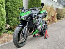 Kawasaki z800 in Top Zustand