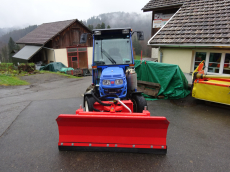 Traktor mit Schneepflug Iseki TM3265H Hydrostat !!