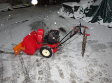 Schneefräse Polens mit Schneepflug