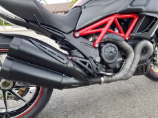 DUCATI Diavel 1198 Carbon ABS