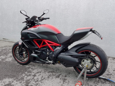 DUCATI Diavel 1198 Carbon ABS