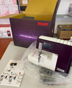 Pfaff Creative icon 2 Pfaff Admire Air 7000 Overlock