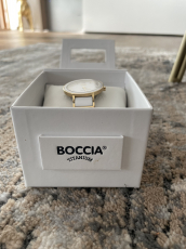 Boccia Uhr weiss NEU