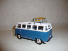 VW Bus Samba