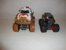 2 Monster Truck