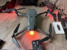 DJI Mavic Pro 4K Kameradrohne, 5 Batterien