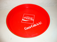 Coca Cola Servier Table