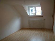 zu vermieten 3.5 Zimmer Dachwohnung Balsthal