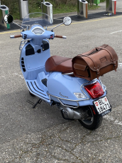 Vespa GTS 300 Super i.e ABS hellblau