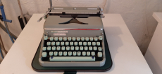 Schreibmaschine Hermes 2000 mit Koffer
