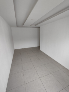 Helle Büro-/Praxisfläche zu vermieten (ca. 16m²)