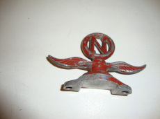 Emblem Nash Motor
