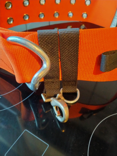 Schweizer Original-Feuerwehrgurte vom Hersteller Meister + CIE AG