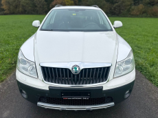 SKODA Octavia Combi 2.0 TDI Scout 4x4 DSG