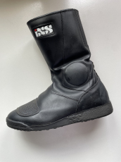 ISS Stiefel 40