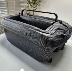 Carplounge RT7 V4 Pro Carbon Bait Boat mit Raymarine