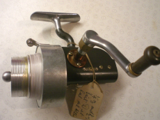 EINE EXTREM SELTENE HARDY ALTEX NO.2 MK 5 TURNIER GIESSROLLE WELT