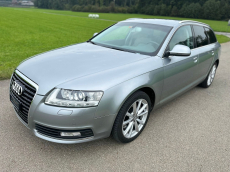AUDI A6 Avant 4.2 V8 FSI quattro tiptronic