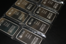 10 x 100 gr. 999 Silber Barren UBS