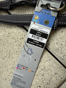 Neues Hundegeschirr schwarz XL