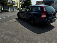 VOLVO V50 2.4I