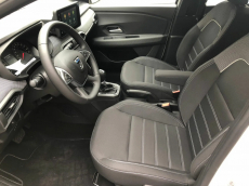 Dacia Sandero PERSONENWAGEN NEU (AUTOMATIKGETRIEBE)