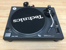 Technics SL 1210 MK2 Plattenspieler - Schwarz
