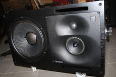 2x GENELEC 1037B Aktive Studiolautsprecher
