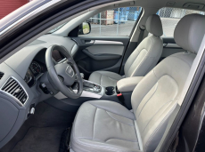 AUDI Q5 3.0 TDI quattro S-tronic