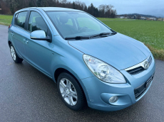 HYUNDAI i20 1.4 Style Automatic