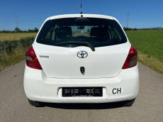 TOYOTA Yaris 1.3 Linea Luna