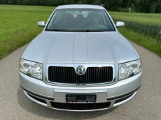 SKODA Superb 2.8 V6 Elegance