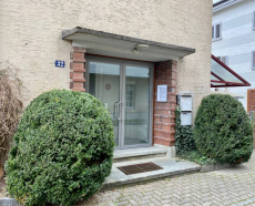 möbilierter Praxisraum zur Untermiete