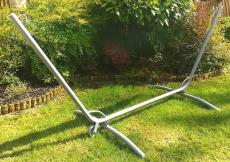 Hängematte Gestell von Ikea mit Hängematte