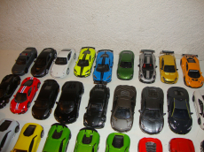 Diverse Modellautos