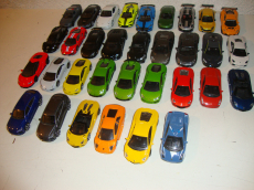 Diverse Modellautos