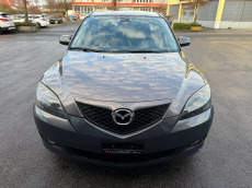 MAZDA 3 1.6 16V Confort