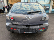 MAZDA 3 1.6 16V Confort