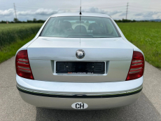 SKODA Superb 2.8 V6 Elegance