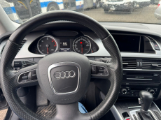 AUDI A4 Avant 3.0 TDI add Blue quattro tiptronic
