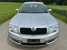 SKODA Superb 2.8 V6 Elegance